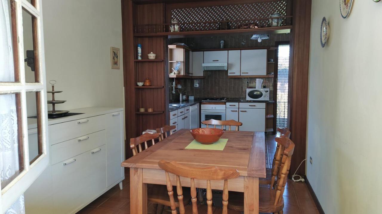 Casa Con Jardin En La Playa De Almieiras Villa Fene Eksteriør bilde